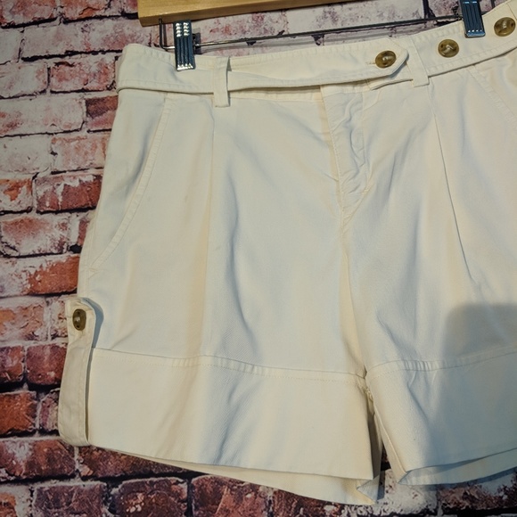 Vince white shorts size 2 - Picture 2 of 8